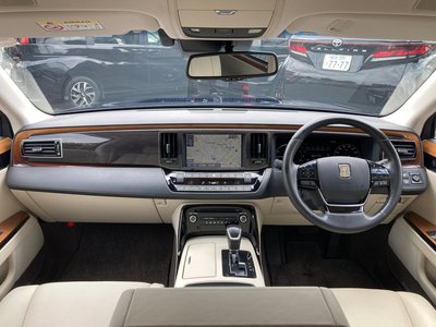 2021 Toyota CENTURY 照片 3