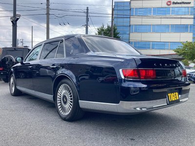 2021 Toyota CENTURY — миниатюра 18