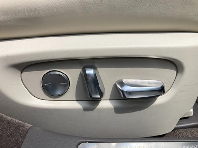 2021 Toyota CENTURY — миниатюра 27