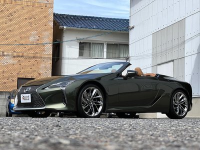 صورة 90 لـ 2021 Lexus LC CONVERTIBLE