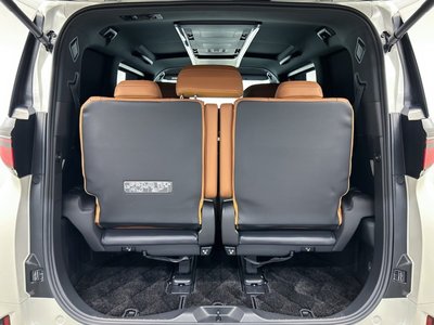 صورة 15 لـ 2024 Toyota VELLFIRE
