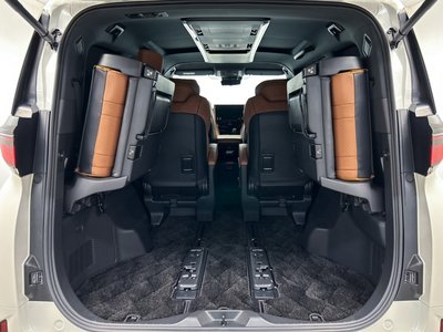 صورة 16 لـ 2024 Toyota VELLFIRE