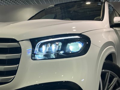 2025 Mercedes-BENZ GLS photo 13