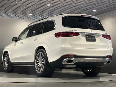 2025 Mercedes-BENZ GLS photo 16