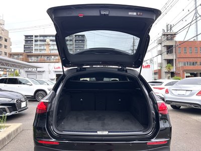 2025 Mercedes-BENZ E-CLASS photo 8