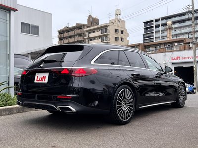 2025 Mercedes-BENZ E-CLASS photo 2