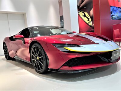 2021 Ferrari SF90 STRADALE — фото 12