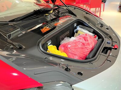 2021 Ferrari SF90 STRADALE 照片 120