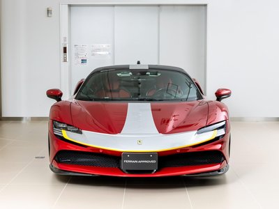 2021 Ferrari SF90 STRADALE — фото 9