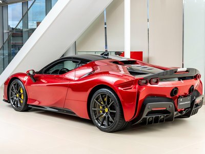 2021 Ferrari SF90 STRADALE 照片 25