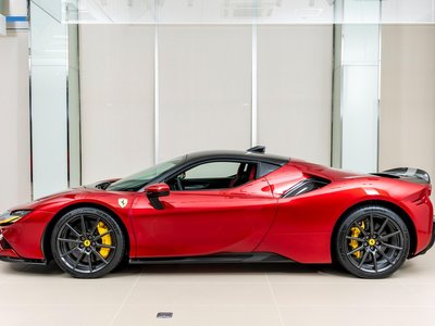 2021 Ferrari SF90 STRADALE 照片 30