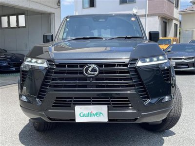 صورة 2 لـ 2025 Lexus GX