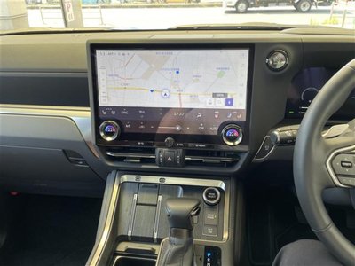 صورة 26 لـ 2025 Lexus GX
