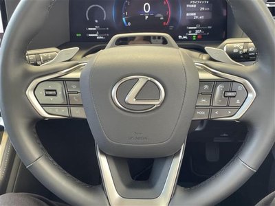 صورة 11 لـ 2025 Lexus GX