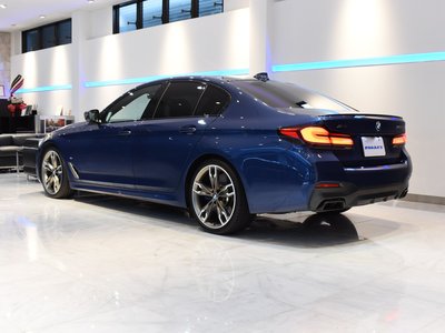 2021 BMW 5 SERIES photo 3