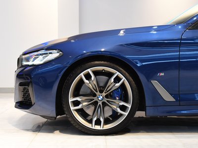 2021 BMW 5 SERIES photo 5