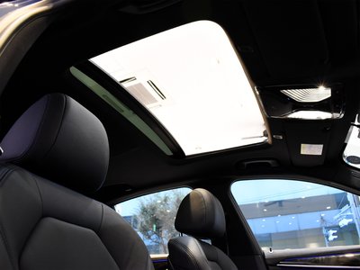 2021 BMW 5 SERIES photo 11