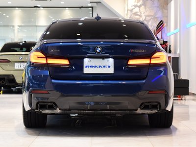 2021 BMW 5 SERIES photo 4