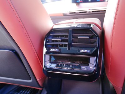 2022 BMW IX 照片 21