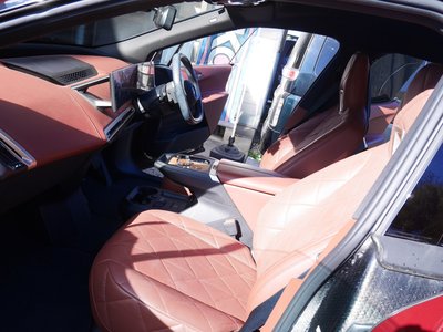 2022 BMW IX 照片 13