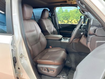 صورة 8 لـ 2024 Toyota LAND CRUISER 250
