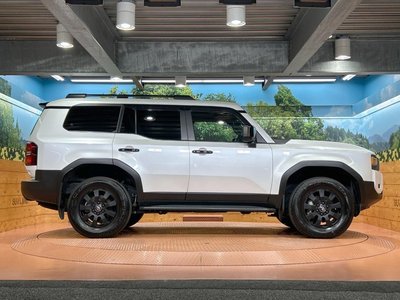 صورة 28 لـ 2024 Toyota LAND CRUISER 250