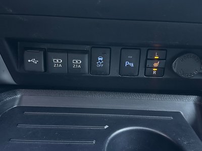 2021 Toyota TUNDRA thumbnail 32
