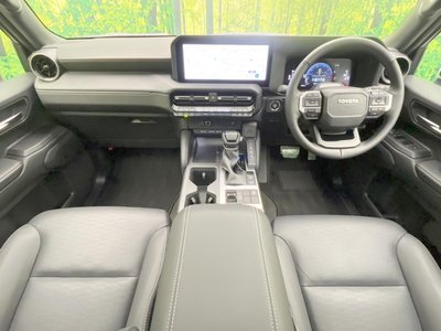 2025 Toyota LAND CRUISER 250 photo 2