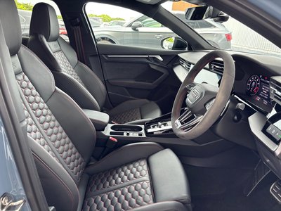 صورة 51 لـ 2022 AUDI RS3 SPORTBACK
