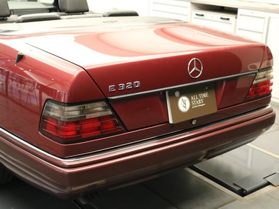 1993 Mercedes-BENZ E-CLASS — фото 37