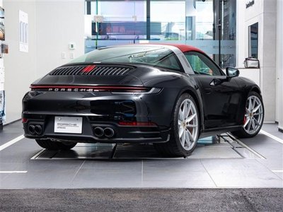 2021 Porsche 911 photo 4