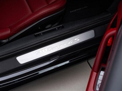 2021 Porsche 911 photo 14