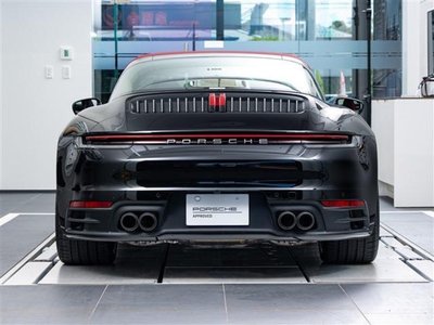 2021 Porsche 911 photo 6