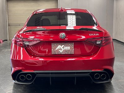 2017 ALFA Romeo JULIA — фото 8