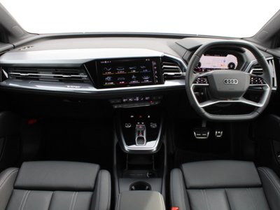 صورة مصغرة 38 لـ 2025 AUDI Q4 E-TRON