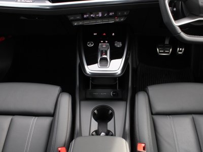 صورة مصغرة 39 لـ 2025 AUDI Q4 E-TRON