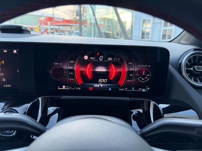 2025 Mercedes-BENZ GLA — миниатюра 14