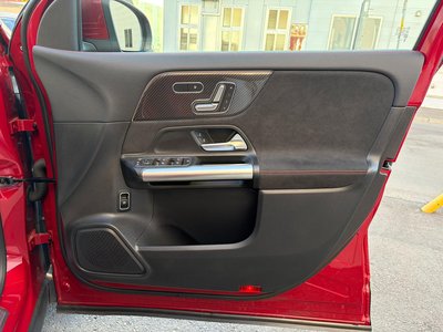 2025 Mercedes-BENZ GLA — миниатюра 32