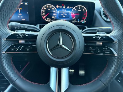 2025 Mercedes-BENZ GLA — миниатюра 12