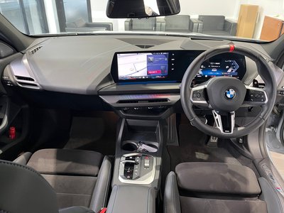 2026 BMW 1 SERIES thumbnail 40
