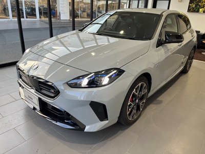 2026 BMW 1 SERIES photo 9