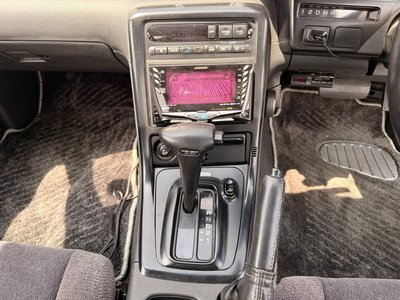 1990 Nissan SKYLINE COUPE 缩略图 29