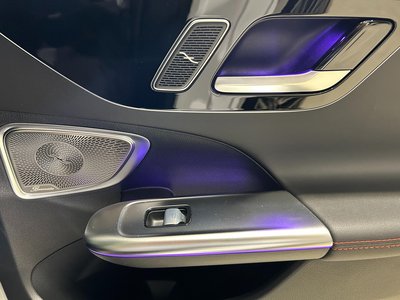 2023 Mercedes-BENZ C-CLASS AMG thumbnail 38