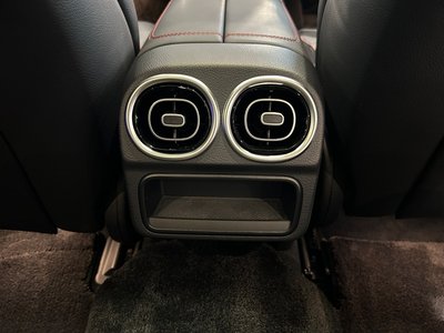 2023 Mercedes-BENZ C-CLASS AMG thumbnail 37