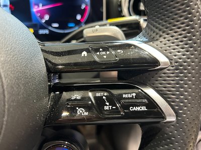 2023 Mercedes-BENZ C-CLASS AMG photo 12