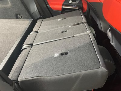 2026 Mercedes-BENZ GLA photo 12