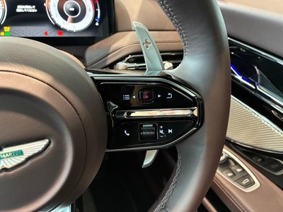 2025 Aston Martin DB12 缩略图 26
