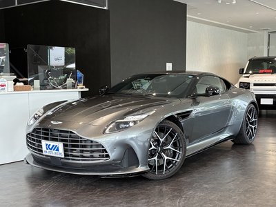 2025 Aston Martin DB12 — фото 1