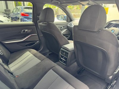 2025 BMW 3 SERIES TOURING thumbnail 39
