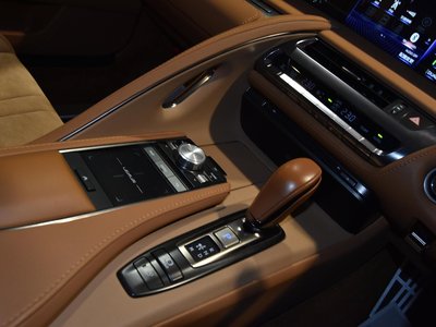 2017 Lexus LC 缩略图 18